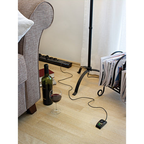 Brennerstuhl Primera-Tec Comfort Switch Plus Listwa zasilająca 19 500 A z ochroną przeciwprzepięciową 7-kierunkowa czarna 2 m H05VV-F 3G1.5 2 stałe, 5 przełączalnych