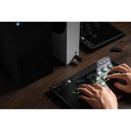 Kontroler arcade 8bitdo dla konsoli Xbox (czarny, USB 2,4 GHz, seria Xbox x|s, Xbox One, PC)