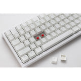 Ducky zero 6108 czysta biała mechaniczna klawiatura do gier rgb (biała, układ amerykański (qwerty), wiśnia mx2a czerwona, 100%, diody rgb, double-shot pbt, hot swap, 2,4 ghz | bluetooth | usb-c)