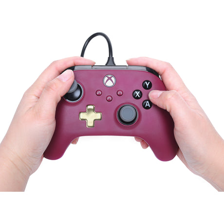 Kontroler przewodowy Powera Advantage Plus do konsoli Xbox Series X|s – Ruby (ciemnoczerwony, Xbox Series X|s, Xbox One, PC)