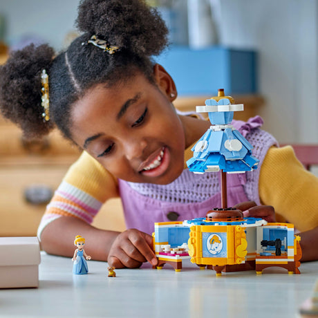 Lego ® Disney Princess - Sukienka Kopciuszka - 43266