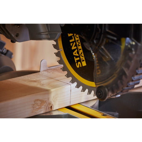 Stanley fatmax v20 18v 4.0ah 190 mm piła poprzeczna i ukośna (żółto-czarna, akumulator (18v, 4.0ah) i ładowarka (2a) w zestawie)