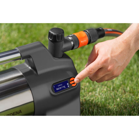 Pompa do podlewania Gardena 6300 cichycomfort (ciemnoszara stal nierdzewna, 1050 watów | Bluetooth)