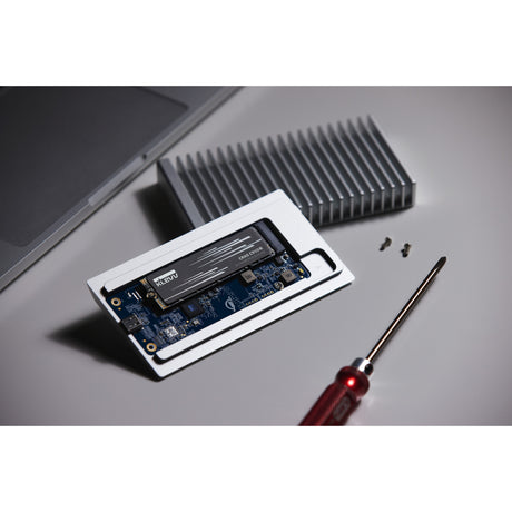Klevv cras c910g 2 tb ssd (czarny, k02tbm2sp0-10g, pcie gen 4.0 x4, nvme 2.0)