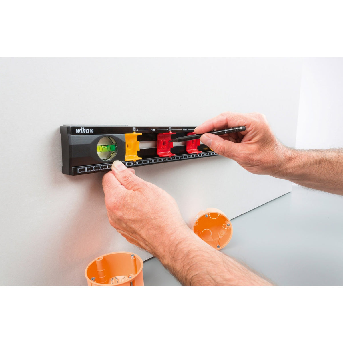 Poziomica dla elektryków Wiha (czarna)