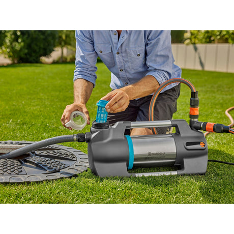Pompa do podlewania Gardena 6500 cichycomfort (ciemnoszara stal nierdzewna, 1300 watów | Bluetooth)