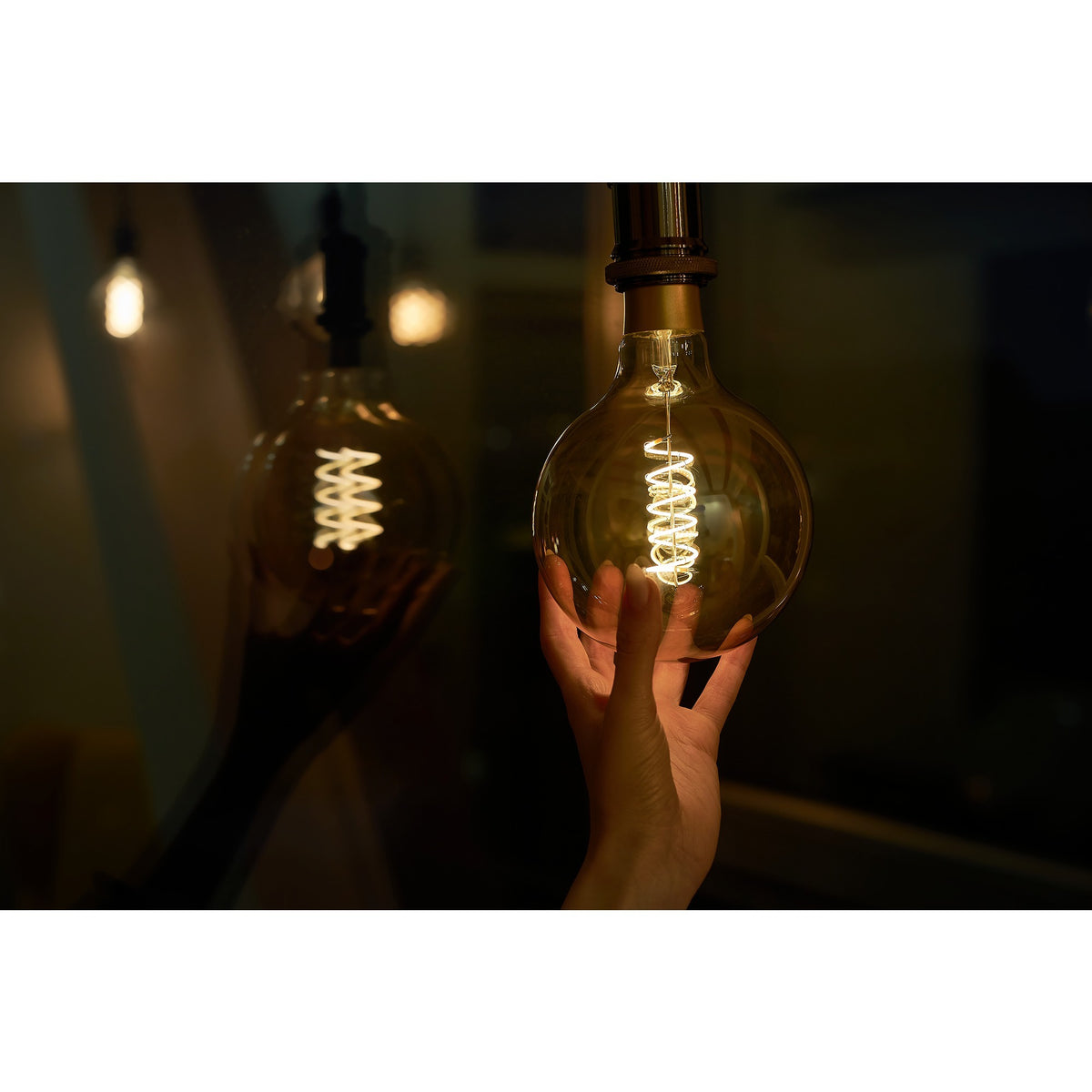 Zabytkowa lampa LED Shelly G125