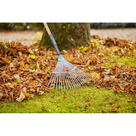 Regulowane grabie do liści Gardena pureline fsc 100% (17307-20)