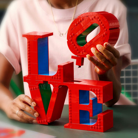 Zestaw LEGO Art Love Home do budowania dekoracji dla dorosłych, prezent na Walentynki - 31214