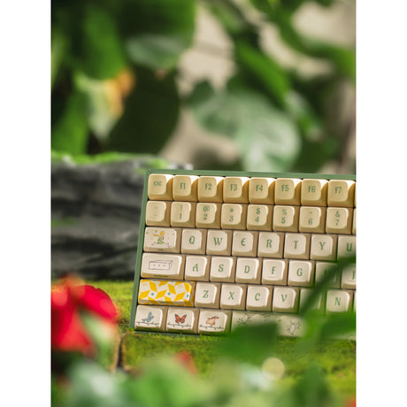 Mechaniczna klawiatura do gier Iqunix F97 Floral Date RGB (zielona, układ USA (Qwerty), iqunix Little Prince, 96%, diody RGB, możliwość wymiany podczas pracy, pbt, 2,4 GHz | bluetooth 5.1 | USB-C)
