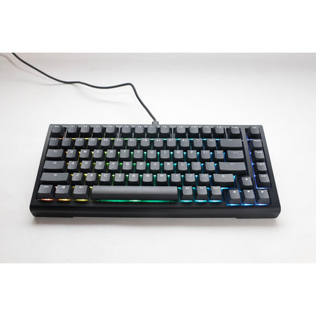Ducky rzutowany tinker 75 z qmk przez klawiaturę mechaniczną rgb (czarny, układ amerykański (qwerty), wiśniowy mx niebieski, 75%, diody led rgb, podwójny strzał pbt, możliwość wymiany podczas pracy, mocowanie uszczelki)