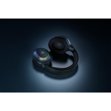 Nauszny zestaw słuchawkowy do gier Razer Barracuda x Chroma (czarny, klucz USB, Bluetooth)