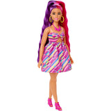 Lalka Barbie z całkowicie włosowymi włosami