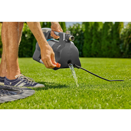 Pompka do podlewania Gardena 5600 Silent+ (czarno-srebrna)