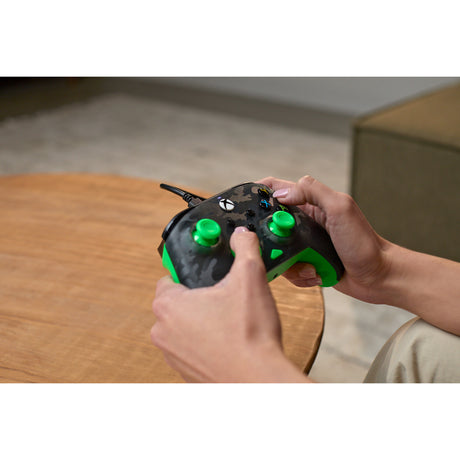 Kontroler przewodowy Turtle Beach Rematch Core (czarny zielony, Xbox Series X|S, Xbox One, PC)
