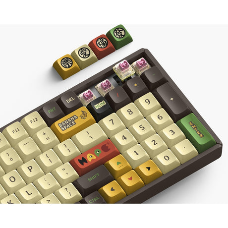 Bezprzewodowa klawiatura mechaniczna Iqunix f97 happy ape (brązowa, układ amerykański (qwerty), ttc święta panda, 96%, diody rgb, możliwość wymiany podczas pracy, pbt, 2,4 GHz | bluetooth 5.1 | usb-c)