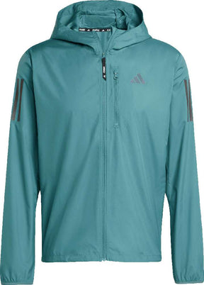 Adidas jest właścicielem kurtki do biegania