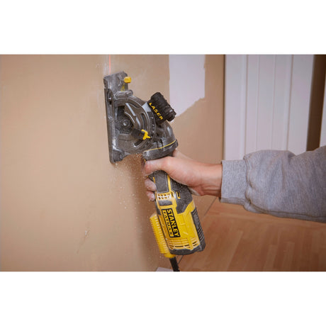 Ręczna piła tarczowa Stanley Fatmax 650w do wielu materiałów (żółto-czarna, z walizką)