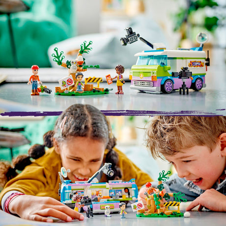 Lego friends - zabawka konstrukcyjna furgonetki z wiadomościami (41749)