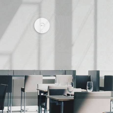 Punkt dostępowy Tp-Link Omada EAP670 AX5400 WiFi 6 do montażu sufitowego Punkt dostępowy siatkowy (biały, PoE)