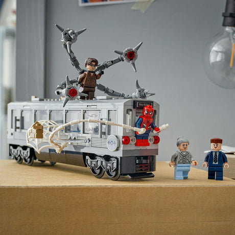 Lego® Marvel Spider-Man kontra Doktor scena w metrze — 76321