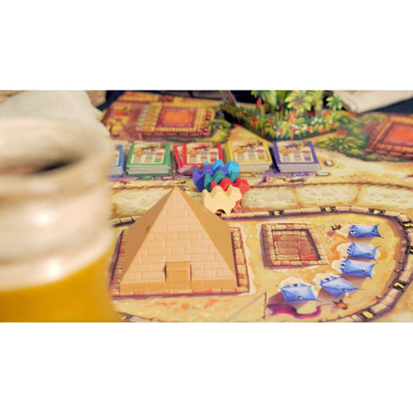 Asmodee Eggertspiele Camel Up - gra planszowa Wyścig wielbłądów - nowe wydanie z palmą 3D