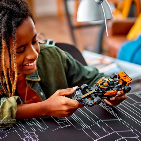 Lego Speed Champions McLaren Samochód wyścigowy Formuły 1 2023 - 76919