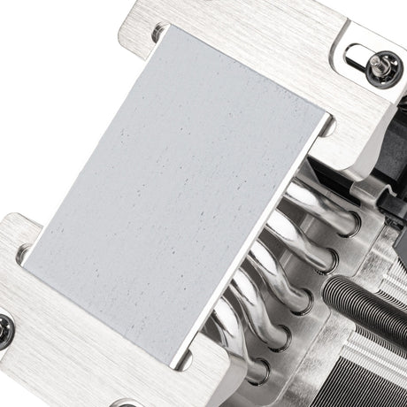 Chłodnica procesora Silverstone SST-XE04-SP3B (4-pinowe złącze wentylatora PWM)