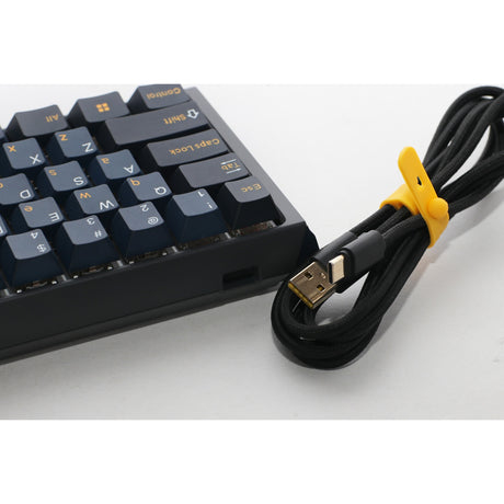 Mechaniczna klawiatura do gier Ducky one 3 pro mini rgb (czarna, układ amerykański (qwerty), wiśnia mx2a speed silver, 60%, dioda rgb, double-shot pbt, mechanika szarlatanu, hot swap)