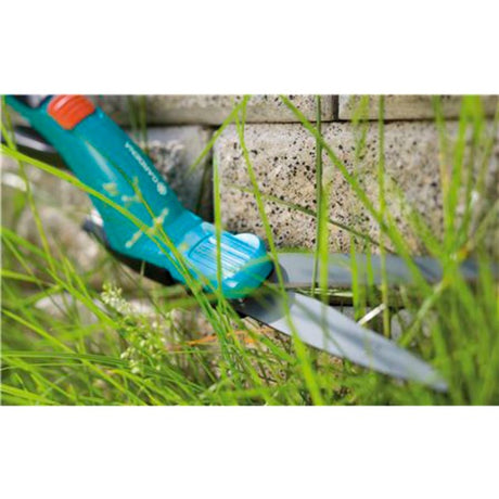 Komfortowe nożyce do trawy Gardena - szerokość cięcia 8 cm