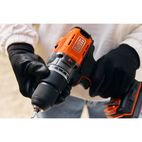 Wiertarka Black+decker 18v 2.0ah (czarno-pomarańczowa, akumulator i ładowarka w komplecie.)