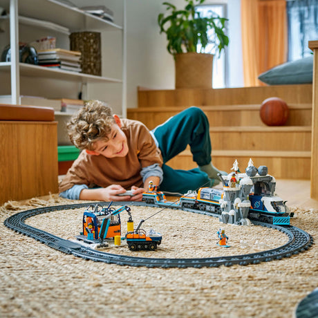 Zabawkowy pojazd LEGO City Pociąg badawczy na biegunie północnym - 60470