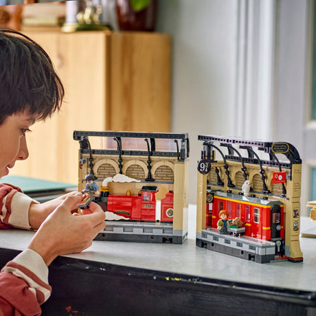 Podpórka do książek Lego Harry Potter: zestaw do budowania ekspresu do Hogwartu - 76450