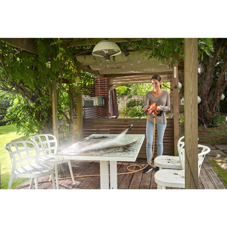 Myjka ciśnieniowa Black+decker bcpc18d1-qw 18 V (pomarańczowo-czarna, akumulator 18 V 2,0 Ah i ładowarka w zestawie)