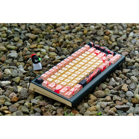 Mechaniczna klawiatura do gier Ducky Year of the Snake 2025 z limitowanej edycji rgb (czarna, układ amerykański (qwerty), wiśniowy mx2a brązowy, 75%, rgb, nasadki klawiszy pbt barwnikowe, hot-swap)