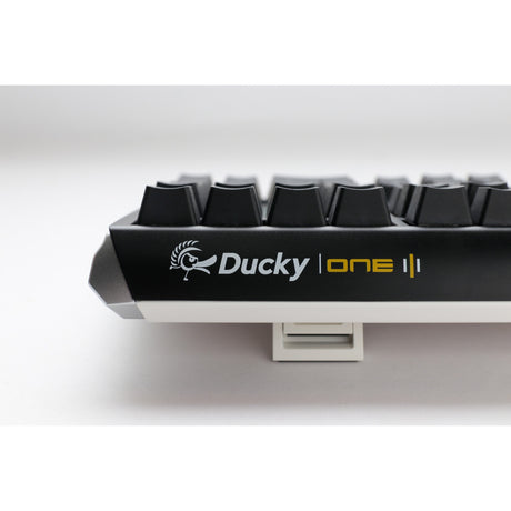 Ducky one 3 klasyczna klawiatura mechaniczna rgb (czarna, układ amerykański (qwerty), wiśniowy mx brązowy, 100%, dioda rgb, podwójny strzał pbt, możliwość wymiany podczas pracy, mechanika szarlatana)
