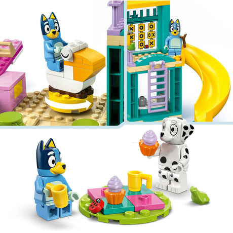 Lego ® Bluey: Bluey i Chloé na placu zabaw - 11201