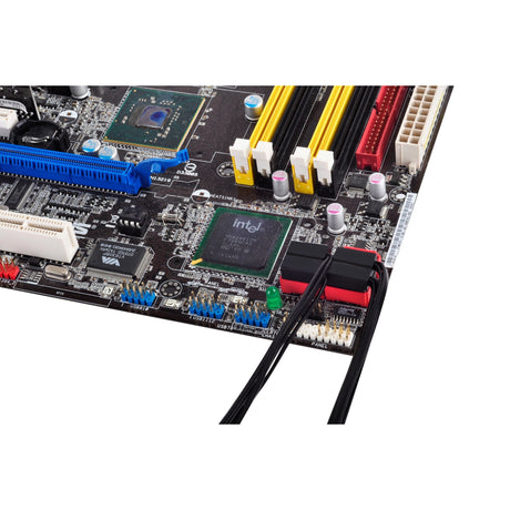 Kabel Silverstone sata iii 30cm (czarny, 6gb s, złącze niskoprofilowe, cp11b-300)