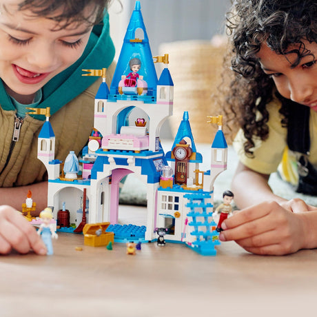 Lego Disney Princess - Zamek Kopciuszka i zabawka konstrukcyjna przystojnego księcia (43206)
