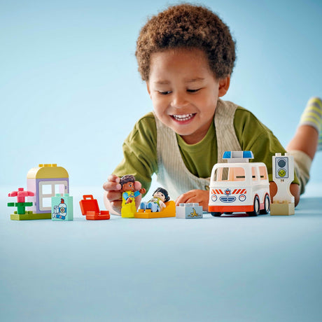 LEGO Duplo Town 10447 Ambulans z kierowcą