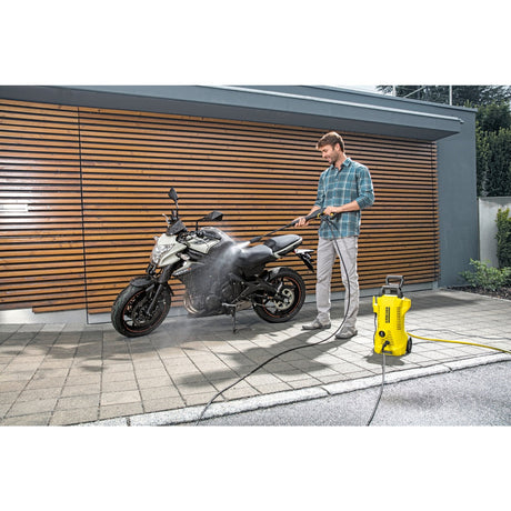 Myjka wysokociśnieniowa Kärcher K2 Power Control - 110 bar - 360 l h - 20 m² h - obsługa aplikacji - nadaje się m.in. małe samochody - rowery - meble ogrodowe - krzesła ogrodowe