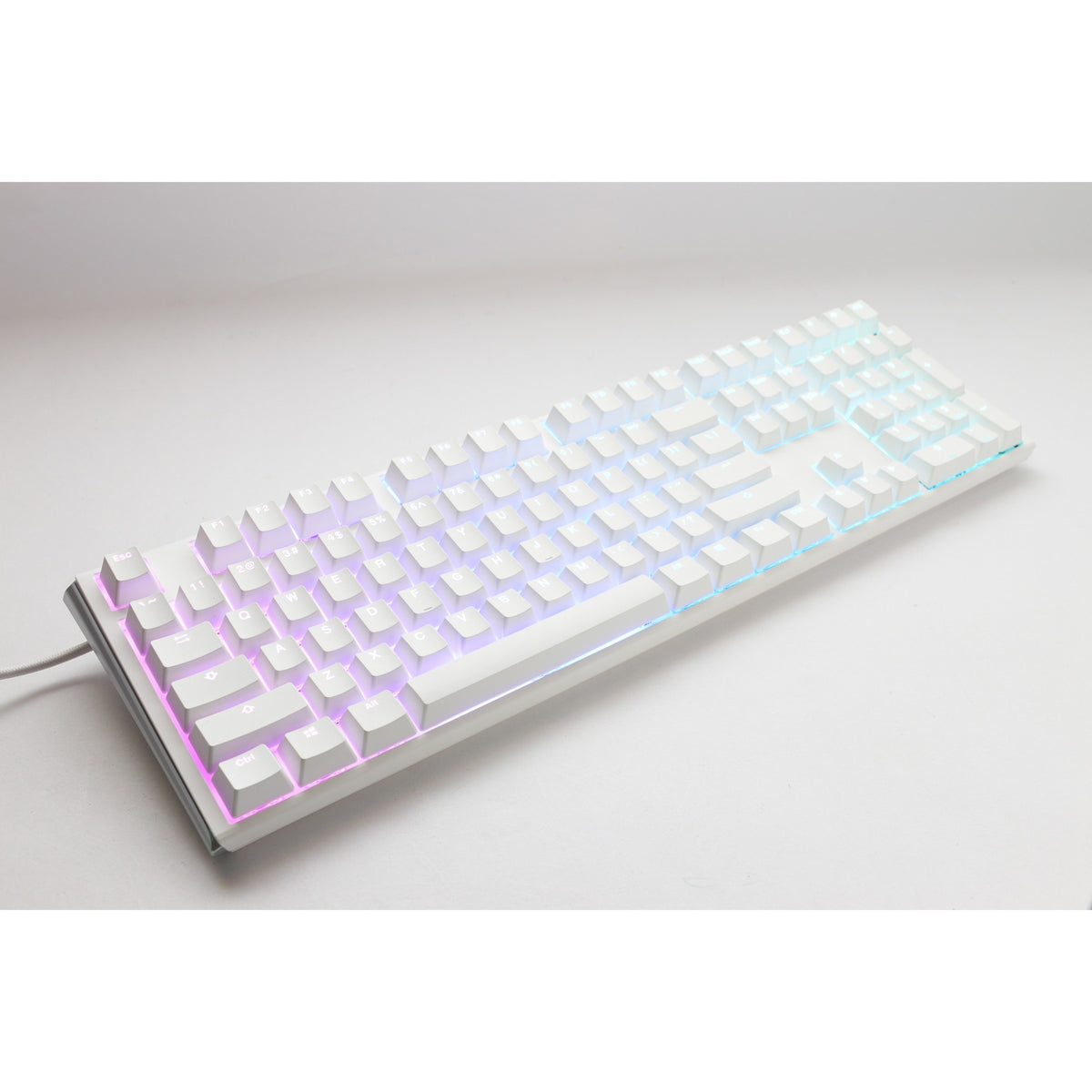 Ducky one 3 klasyczna, czysta biała klawiatura mechaniczna rgb (biała, układ amerykański (qwerty), wiśnia mx cicha czerwona, 100%, dioda rgb, podwójny strzał pbt, możliwość wymiany podczas pracy, mechanika szarlatanu)