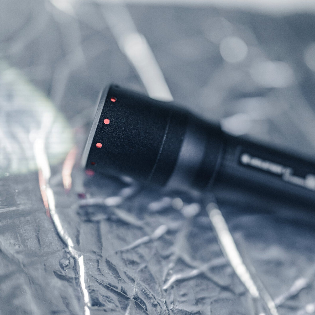 Latarka Ledlenser p7 (czarna, 650 lm, 6000-7500k)