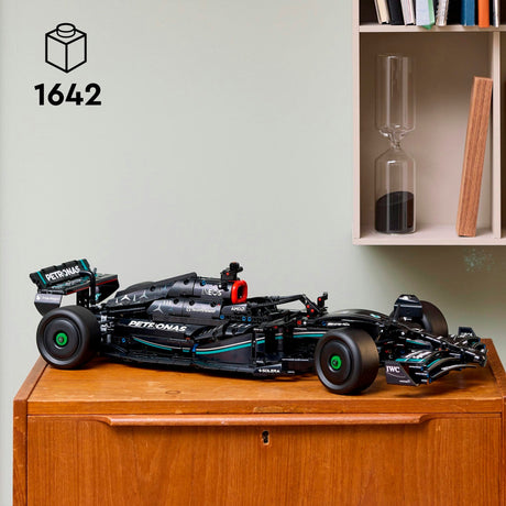 Lego technic mercedes-amg f1 w14 e wydajność - 42171