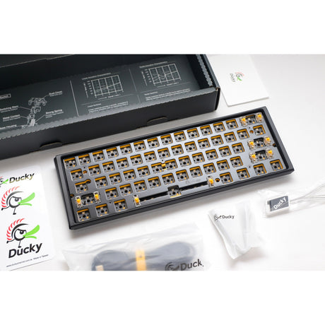 Ducky one 3 mini ansi układ barebone klawiatura mechaniczna rgb (czarna, układ us (qwerty), 60%, diody rgb, hot swap, barebone)