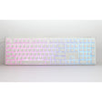 Ducky one 3 klasyczna, czysta biała klawiatura mechaniczna rgb (biała, układ amerykański (qwerty), wiśnia mx cicha czerwona, 100%, dioda rgb, podwójny strzał pbt, możliwość wymiany podczas pracy, mechanika szarlatanu)
