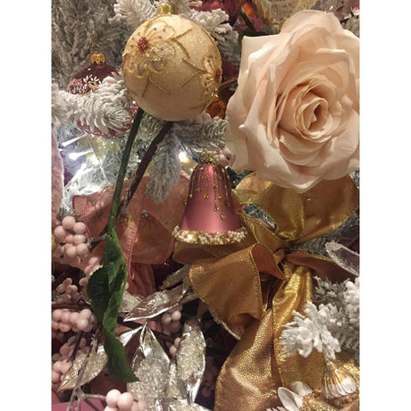 Szklane ozdoby choinkowe Decoris w kształcie zdobionych dzwonków o średnicy 6,5cm x 8 cm w kolorze aksamitnego różu
