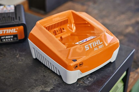 Szybka ładowarka Stihl al 301 - ea094305500
